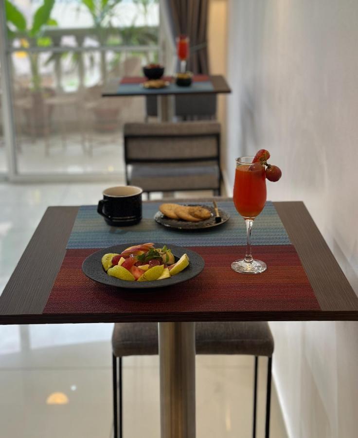 Guided Hospitality - Luxury Accommodations Lagos Eksteriør bilde