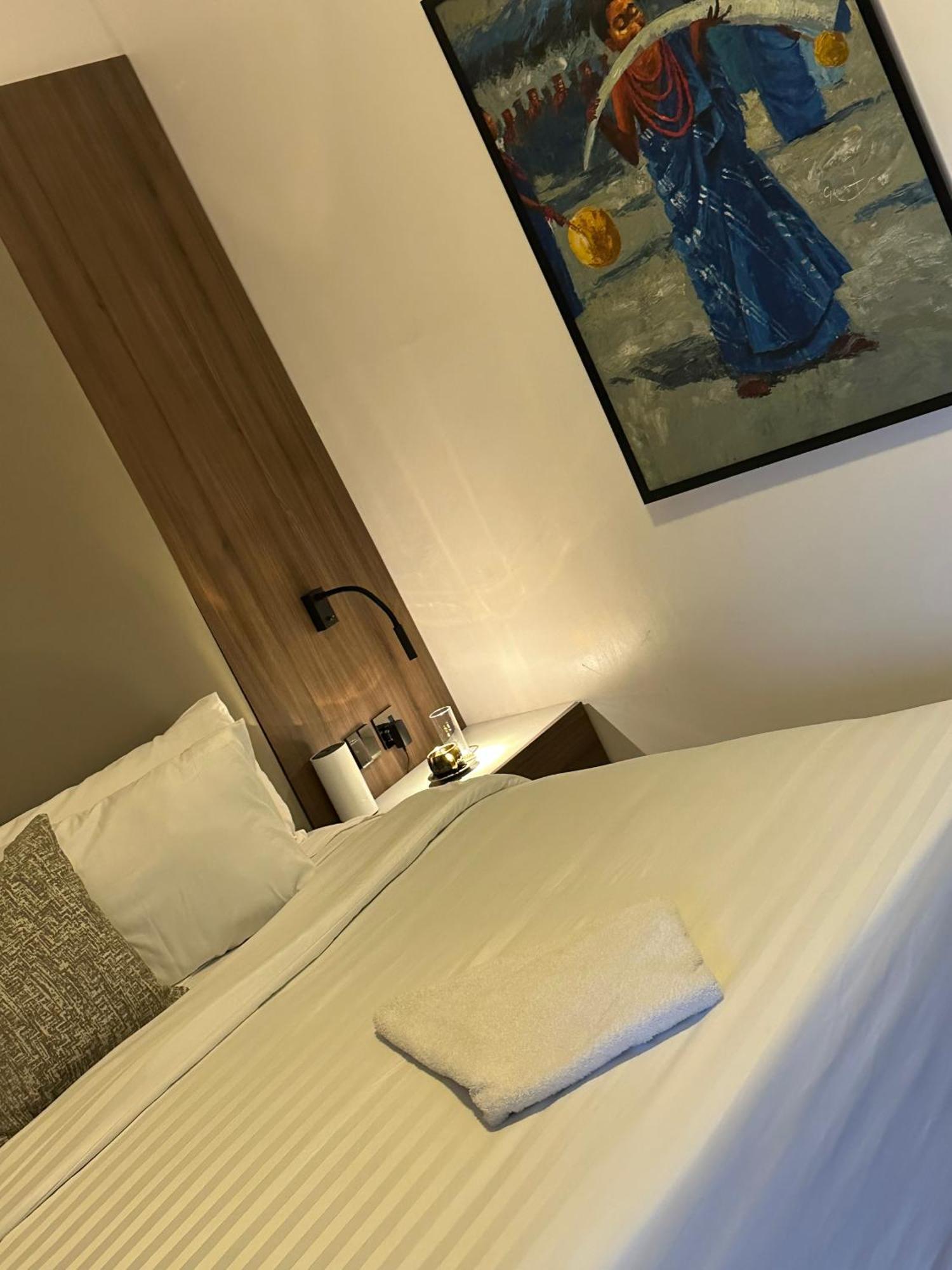 Guided Hospitality - Luxury Accommodations Lagos Eksteriør bilde